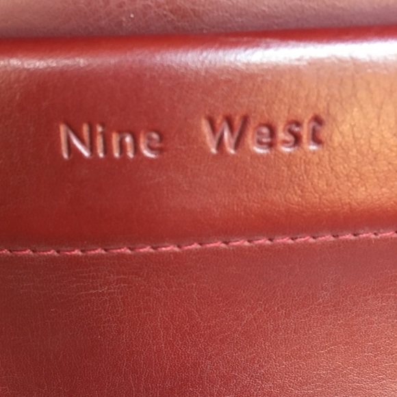 Nine West Maroon Burgundy Crossbody Purse Square - Picture 5 of 5